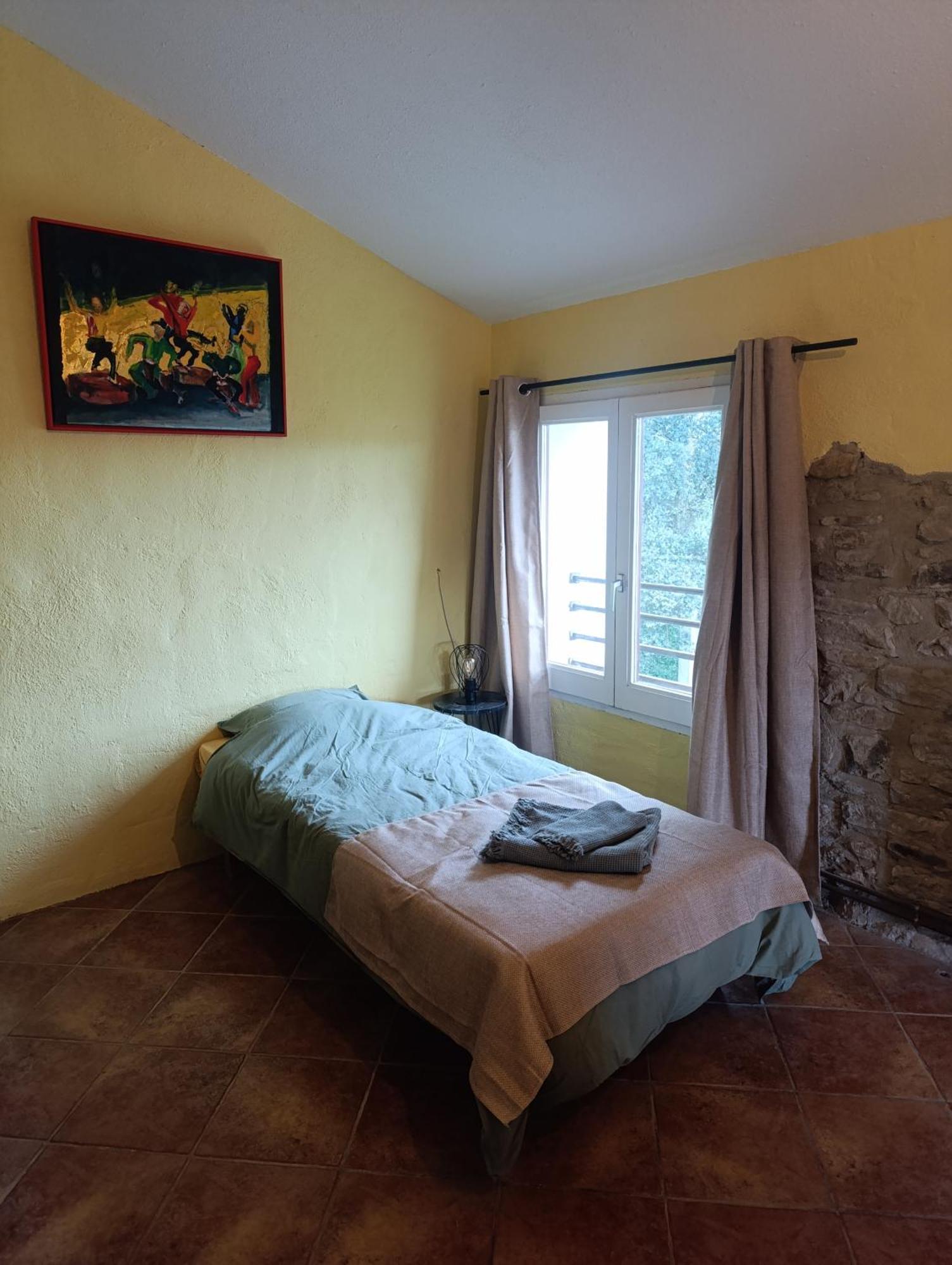 Bed and Breakfast Mas Pitre Besalú Zewnętrze zdjęcie